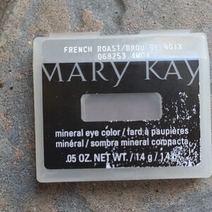 New! Mary Kay Mineral Powder Eye Color French Roast